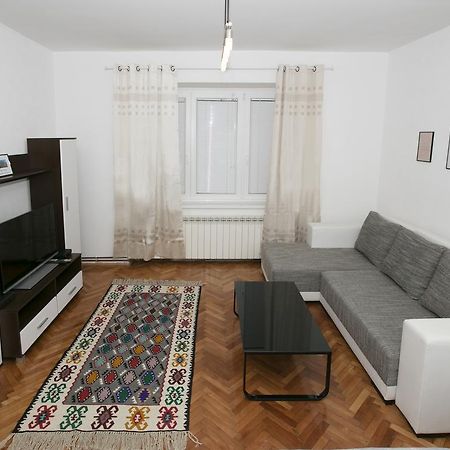 Downtown 3 Bedroom Apartment Sarajevo Luaran gambar
